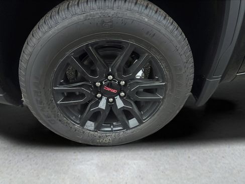 New 2026 GMC Sierra 1500 Elevation image 9