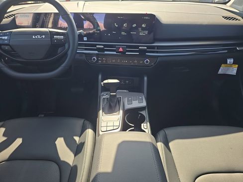 New 2026 Kia Sportage EX FWD image 15