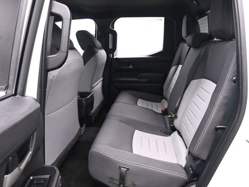 Used 2025 Toyota Tacoma TRD Off-Road w/ TRD Off Road Upgrade Package image 15