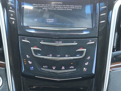 Used 2019 Cadillac Escalade Premium Luxury w/ LPO, Radiant Package AWD/4WD image 20