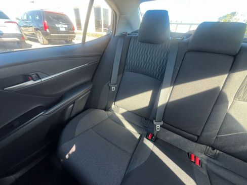 Used 2025 Toyota Camry LE image 39