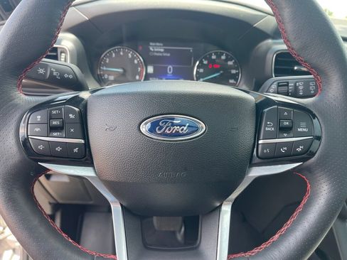 Certified 2024 Ford Explorer ST-Line w/ Class IV Trailer Tow Package AWD/4WD image 21