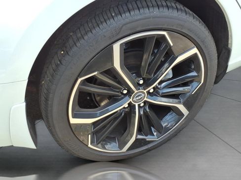 Used 2023 Nissan Altima 2.5 SR image 6