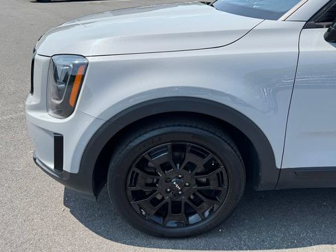 Used 2022 Kia Telluride SX w/ SX Prestige Package AWD/4WD image 9