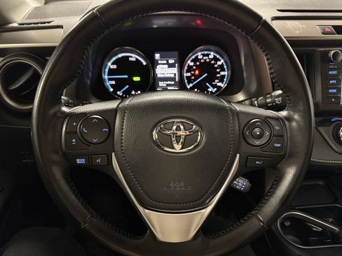 Used 2016 Toyota RAV4 XLE image 12