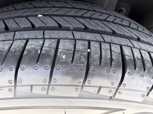 Certified 2024 Kia Sportage EX image 34