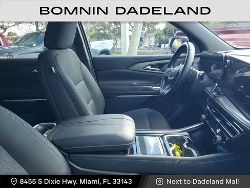 Used 2024 Chevrolet Traverse LS image 22