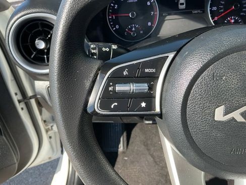 Used 2024 Kia Forte LXS image 19
