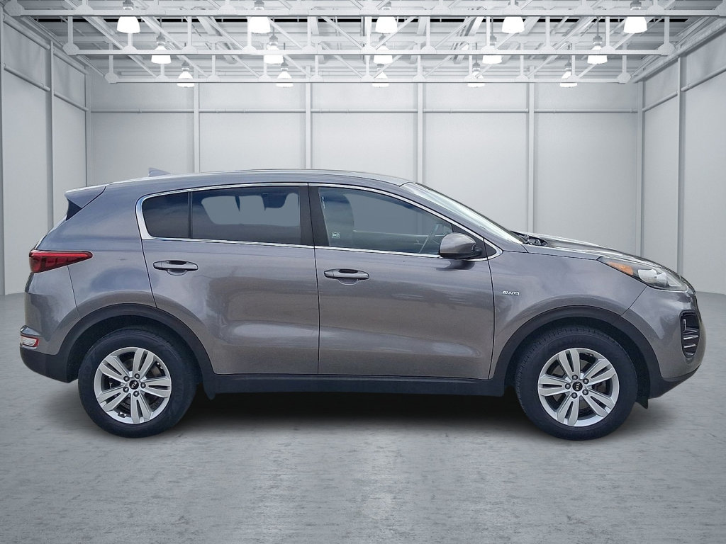 Used 2018 Kia Sportage LX AWD/4WD image 6