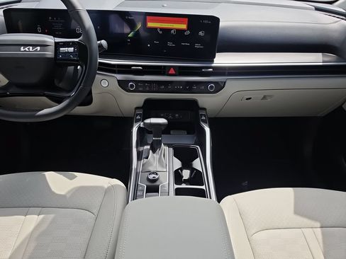 New 2026 Kia Sorento S FWD image 14