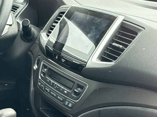 Used 2017 Honda Pilot EX image 13