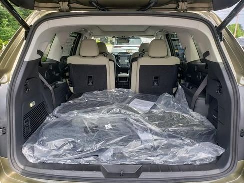 New 2026 Subaru Ascent Limited AWD/4WD image 5
