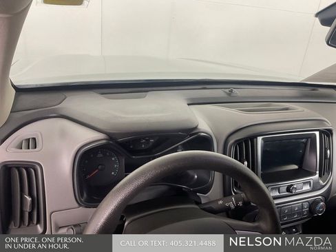 Used 2019 Chevrolet Colorado W/T w/ WT Convenience Package AWD/4WD image 32
