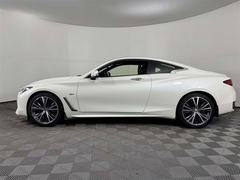 Used 2018 INFINITI Q60 3.0t Luxe w/ Sensory Package 3.0T Luxe image 11