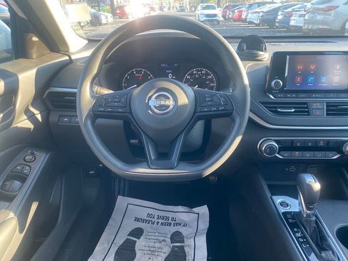 Used 2023 Nissan Altima 2.5 S image 13