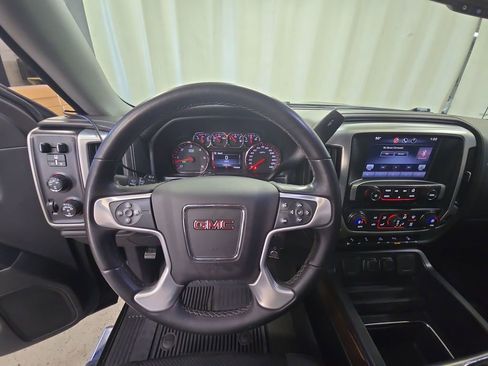 Used 2015 GMC Sierra 1500 SLE w/ SLE Value Package image 11