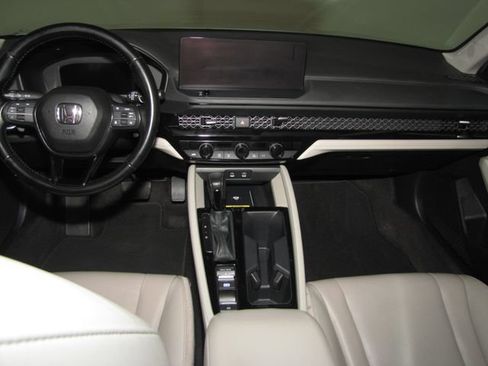 Certified 2025 Honda Accord EX-L image 14