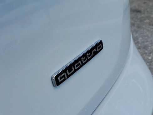 Certified 2024 Audi Q5 2.0T Premium w/ Convenience Package image 6