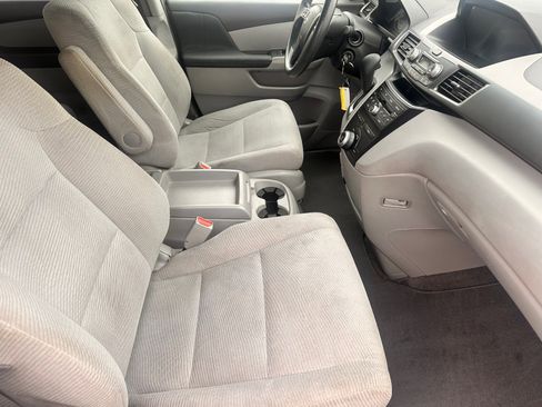 Used 2012 Honda Odyssey EX image 11