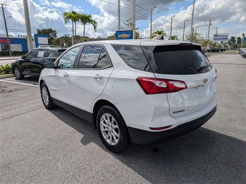 Used 2021 Chevrolet Equinox LS image 11