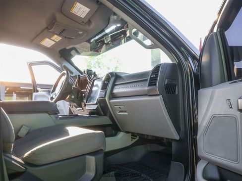 Used 2019 Ford F250 XLT w/ XLT Premium Package AWD/4WD image 41