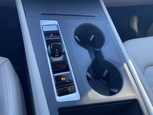 New 2026 Volkswagen Atlas SE FWD image 25