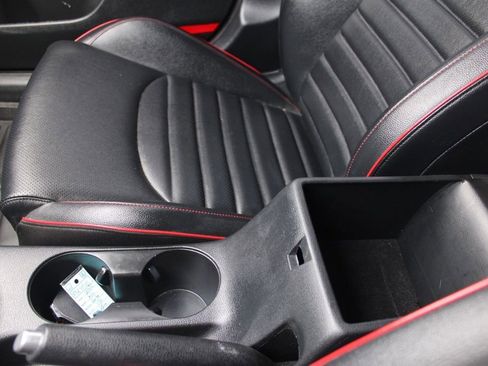 Used 2022 Kia Forte GT image 45