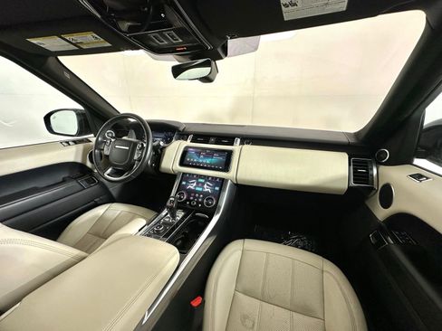 Used 2018 Land Rover Range Rover Sport HSE AWD/4WD image 16