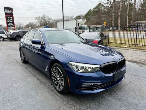 Used 2017 BMW 530i xDrive image 3