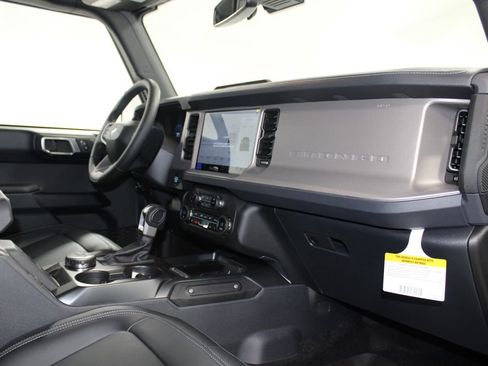 New 2025 Ford Bronco Outer Banks image 29