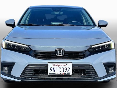 Used 2022 Honda Civic Touring image 3