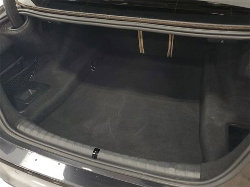 Used 2020 BMW 530i xDrive w/ Premium Package image 25