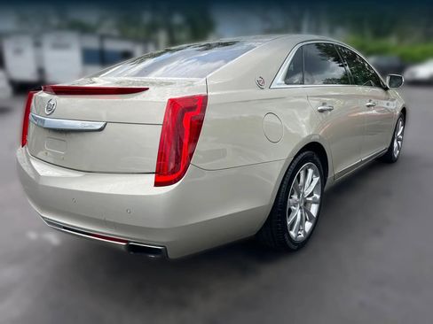 Used 2014 Cadillac XTS Luxury image 4