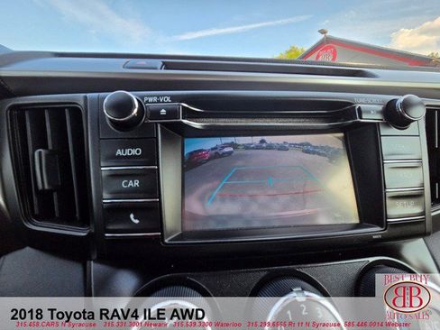 Used 2018 Toyota RAV4 LE w/ All Weather Liner Package AWD/4WD image 17