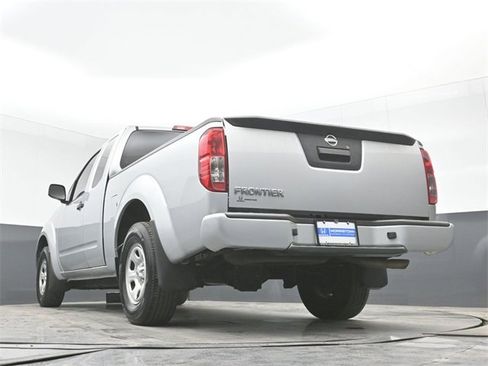 Used 2019 Nissan Frontier S image 42