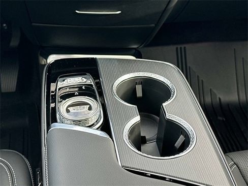 New 2026 Cadillac Lyriq Sport image 4