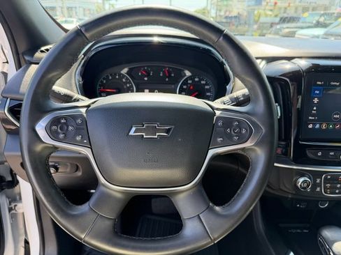 Used 2023 Chevrolet Traverse RS AWD/4WD image 20