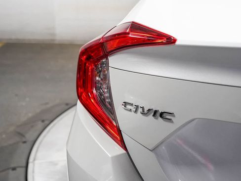 Used 2019 Honda Civic LX image 11