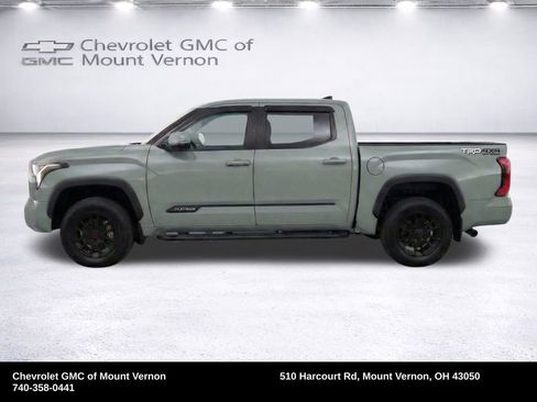 Used 2024 Toyota Tundra Platinum w/ TRD Off-Road Package AWD/4WD image 4