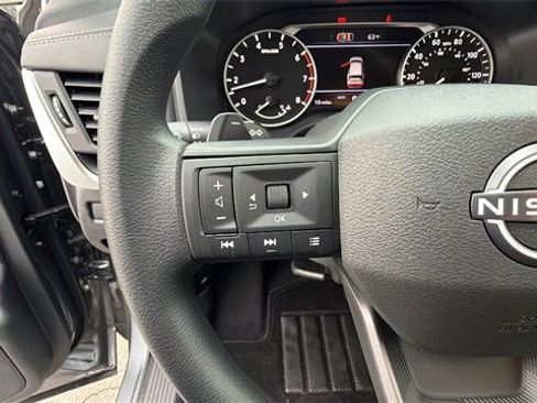 New 2026 Nissan Rogue S image 27