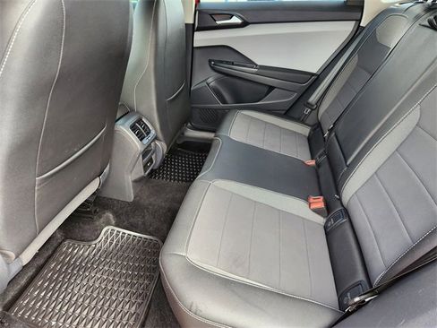 Used 2023 Volkswagen Taos SE image 30