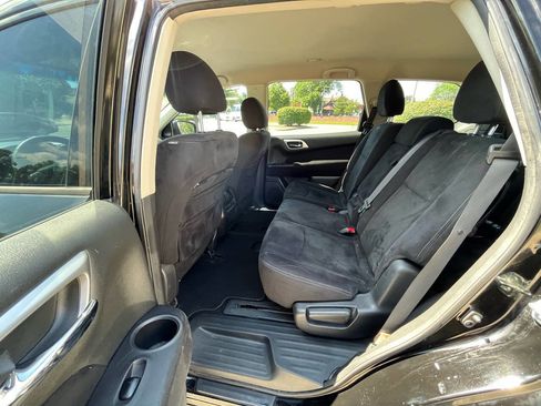 Used 2013 Nissan Pathfinder SV w/ Cargo Pkg image 26