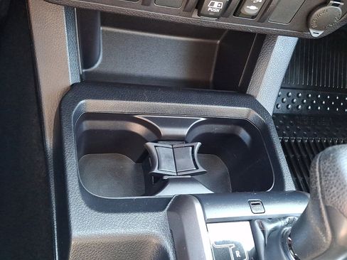 Used 2019 Toyota Tacoma SR5 image 24