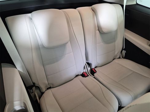 Certified 2022 Mercedes-Benz GLS 450 4MATIC image 30