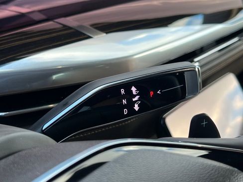 Certified 2025 Cadillac Escalade Premium Luxury w/ Touring Package image 32