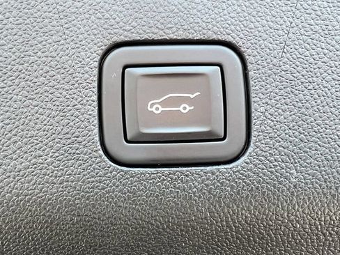 Used 2023 GMC Yukon AT4 w/ AT4 Premium Package AWD/4WD image 46