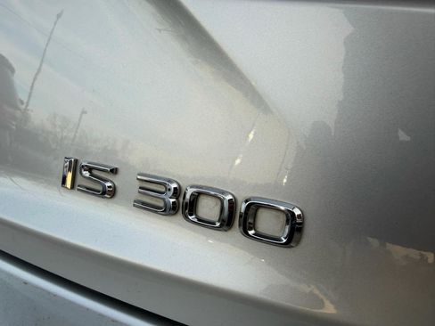 Used 2018 Lexus IS 300 w/ Accessory Package 2 image 82