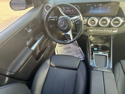 Used 2025 Mercedes-Benz GLA 250 4MATIC image 18