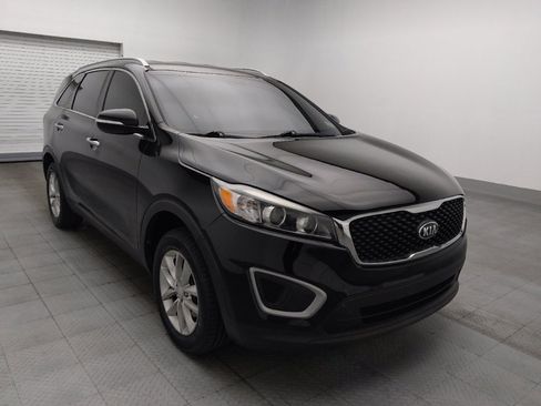 Used 2018 Kia Sorento FWD V6 image 13