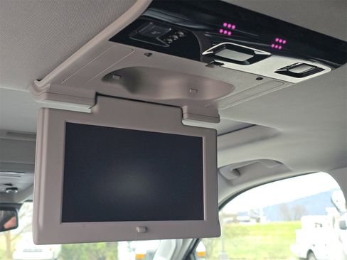 Used 2020 Chevrolet Tahoe LT image 17